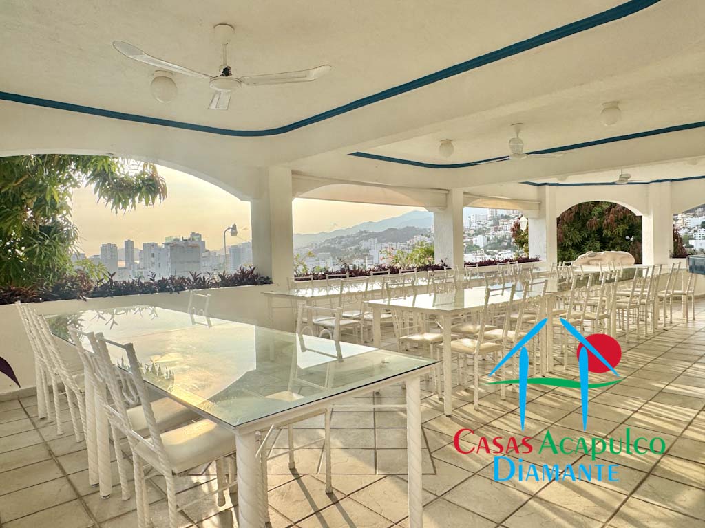 Castillo Azul - Salón de usos múltiples 1